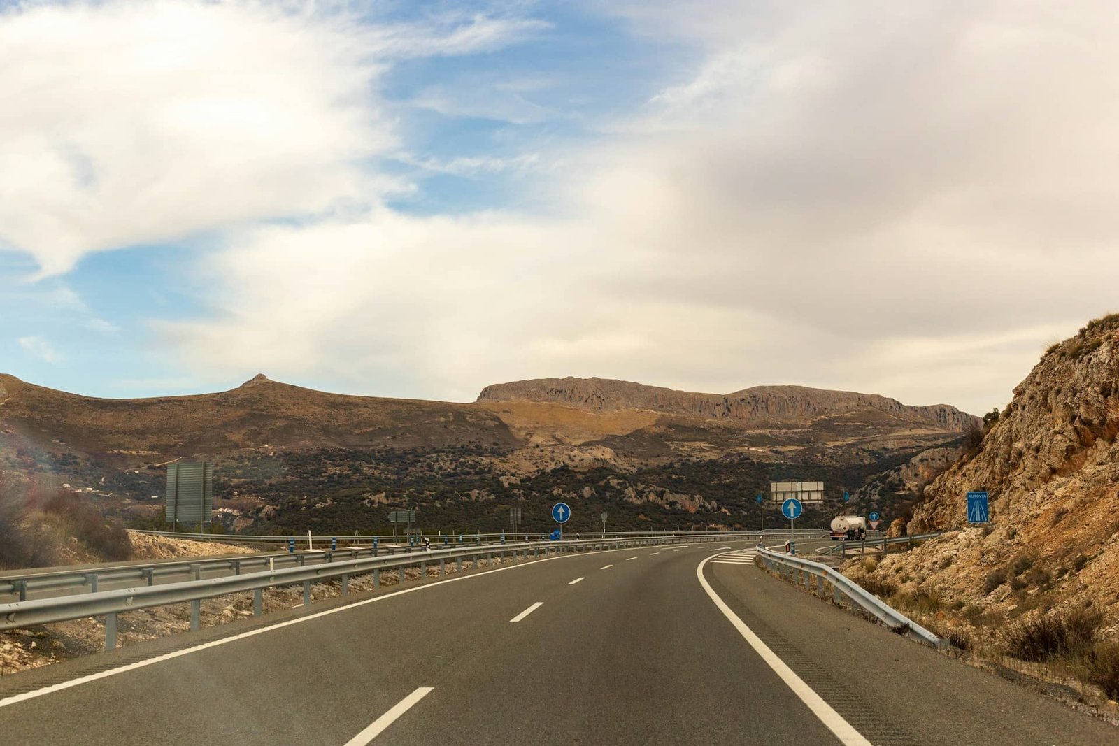 Middle East Harvest: A Critical Hour on the Isaiah 19 Highway